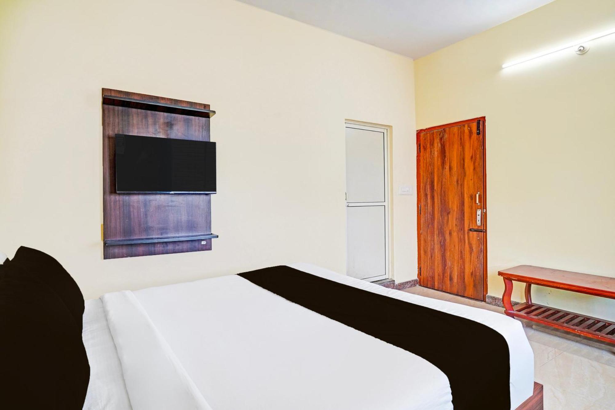 Super Hotel O Srigandhakavalu Formerly Chamundeshwari Lodging Jālahalli エクステリア 写真