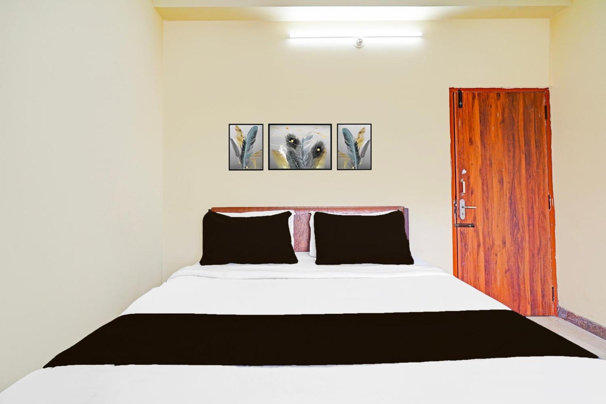 Super Hotel O Srigandhakavalu Formerly Chamundeshwari Lodging Jālahalli エクステリア 写真