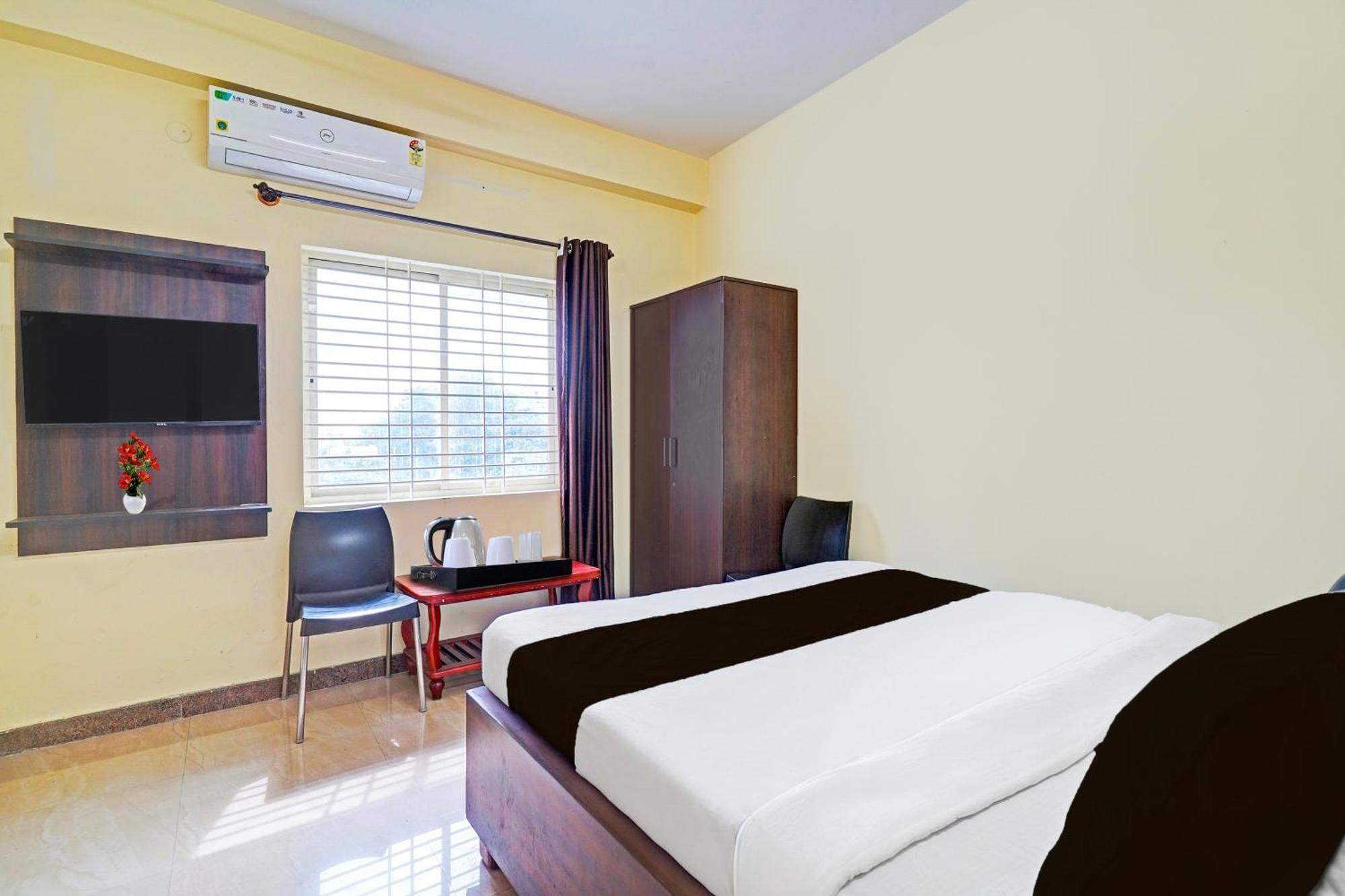 Super Hotel O Srigandhakavalu Formerly Chamundeshwari Lodging Jālahalli エクステリア 写真